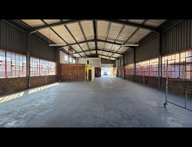465M² WAREHOUSE TO LET IN SEBENZA